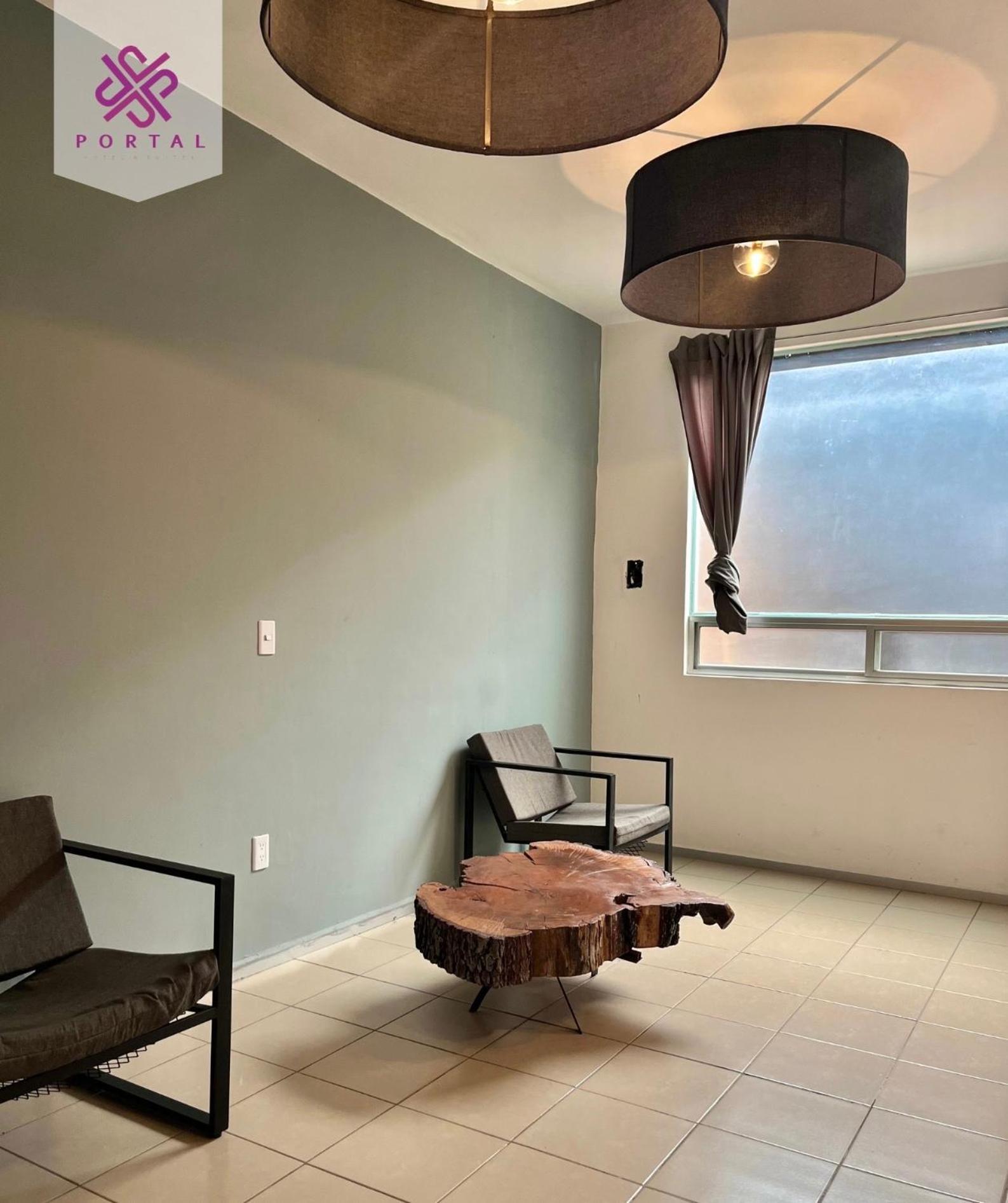 Hotel Portal & Suites Ciudad Hidalgo Esterno foto