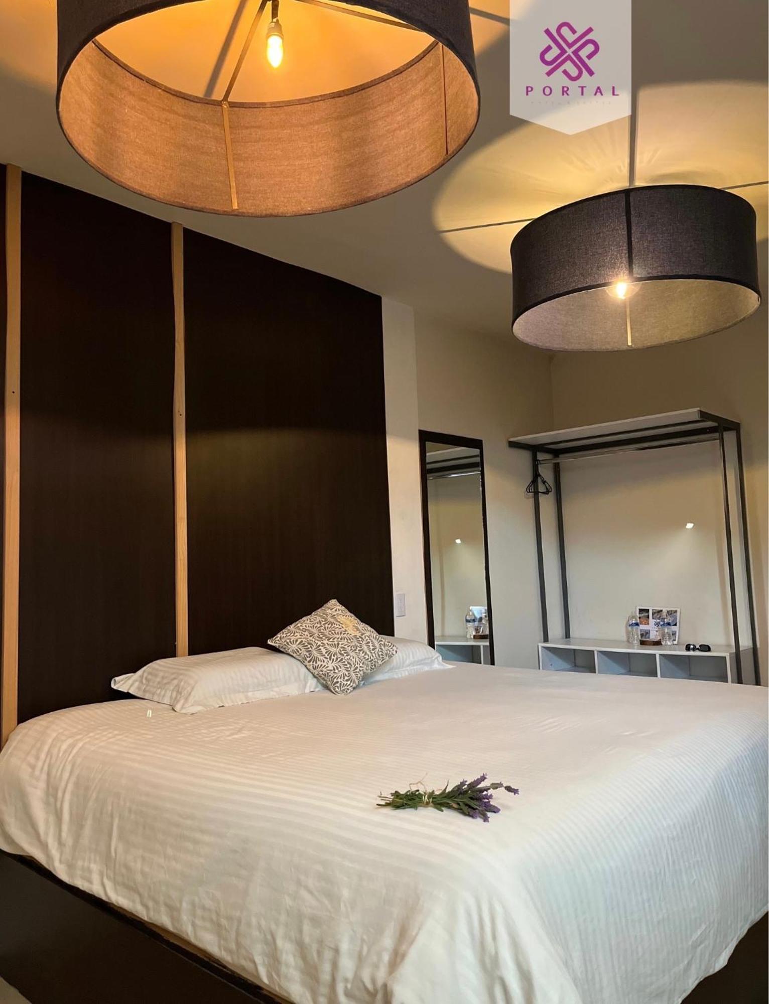 Hotel Portal & Suites Ciudad Hidalgo Esterno foto