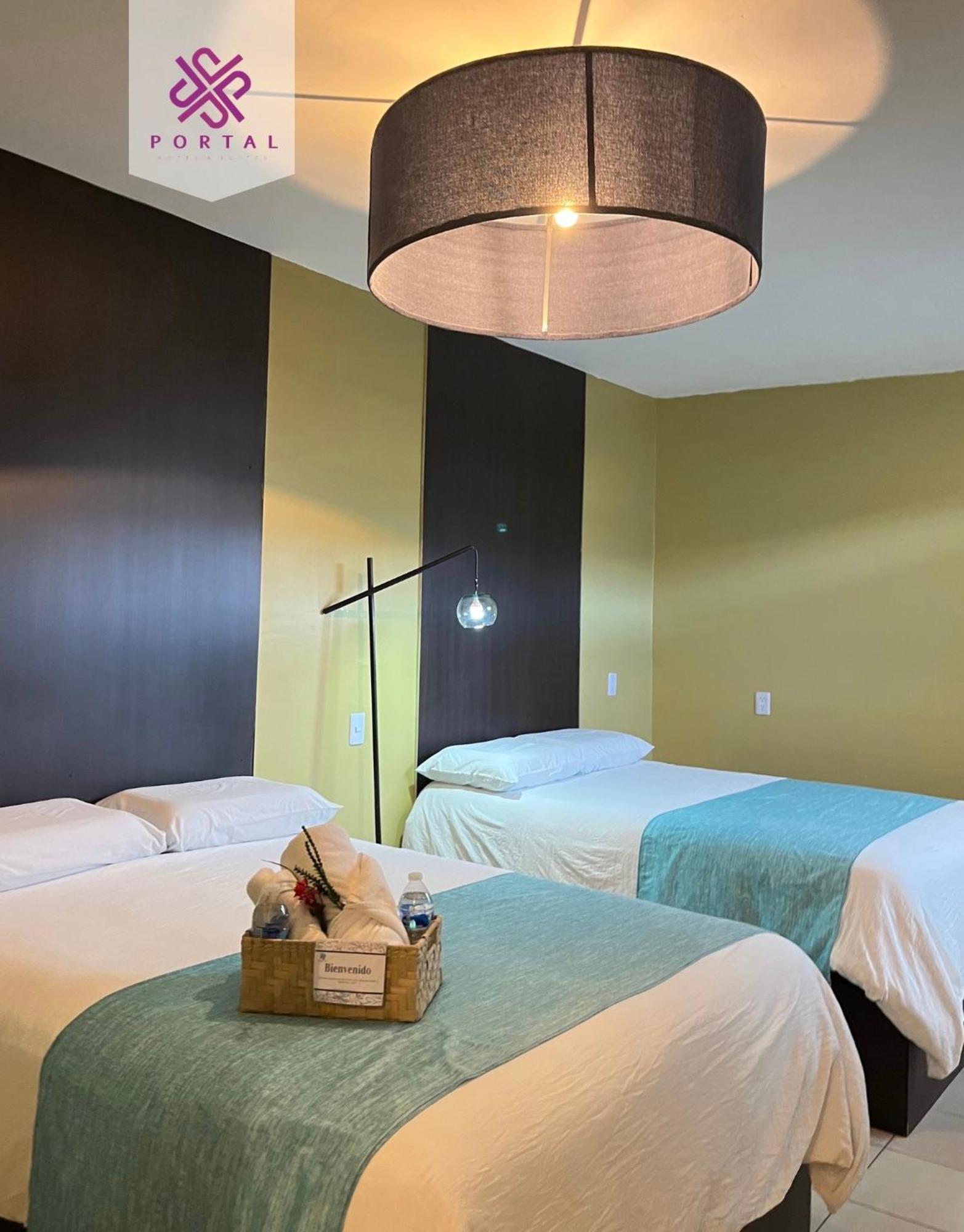 Hotel Portal & Suites Ciudad Hidalgo Esterno foto